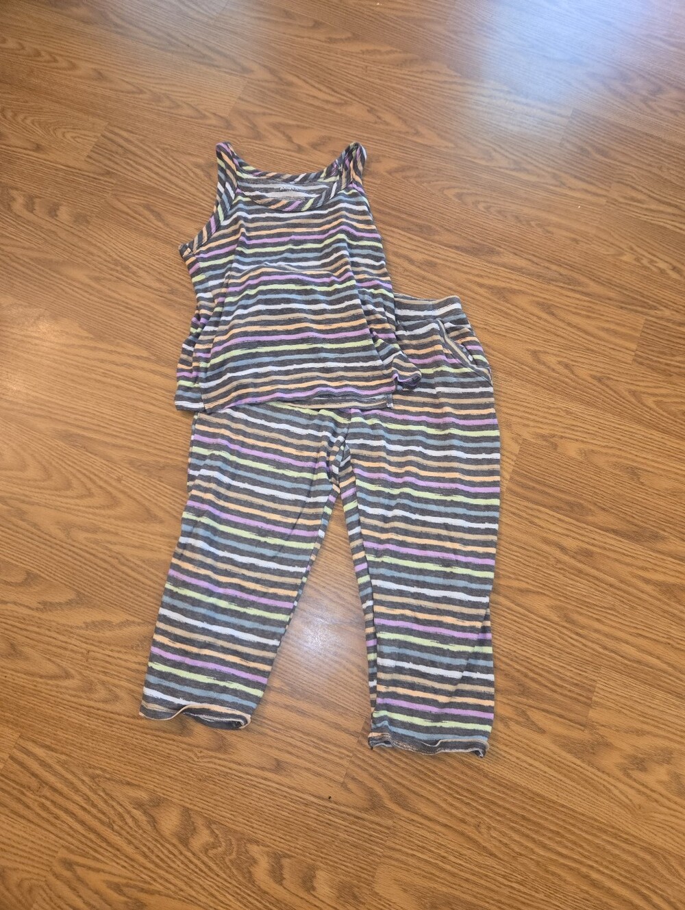 Women's Joyspun Pajama Sets - Picture 3 of 3